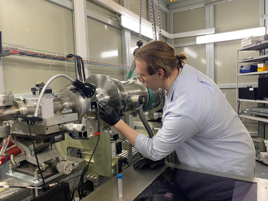 Сотрудники Центра химической инженерии Университета ИТМО создают новые материалы для тканевой инженерии